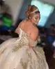 Шампанское золото quinceanera платья с бусинками.