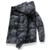メンズジャケット灰色のカモフラージパフジャケットメンズパーカ冬の屋外スポーツウィンドブレイカーコートフードと暖かい厚いパッド入りコート231118
