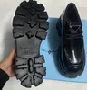 Туфли Monolith из матовой кожи на шнуровке 1E254N Черные оригинальные смелые шнуровки подчеркивают двойственность