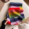 Sciarpa in mohair a righe arcobaleno per donna invernale coreana Collo corto a righe colorate per studenti Sciarpa corta calda in INStyle 231015