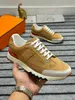 Con caja Zapatos de diseñador para hombre TRAIL Piel de becerro Zapatillas bajas de cuero de gamuza Italia Marcas superiores Zapatillas de deporte multicolores para hombre Suela de goma