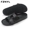 Sandálias fznyl masculino praia de verão praia ao ar livre sapatos casuais masculino chinelos internos pretos chinelos calçados grandes sandalias de tamanho grande 230419