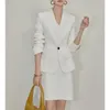 Arbetsklänningar JI Simple Temperament 23 Spring and Autumn Professional White Collarless High Sense Suit Dress Female Slim Fit