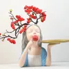 Wazony nordycka dziewcząt statua żywiczna figurki wazon z tacą płytową talerz Bubblegum dziewczyna rzeźba luksusowa dekoracje domu 231120
