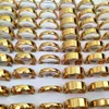 Clusterringen 36pcslot Hoge gepolijste breedte 4 mm 6 mm 8 mm gladde roestvrijstalen ringen voor mannen Vrouwen eenvoudige gouden plaat bruiloft sieraden 230419