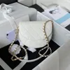 最高品質のショルダーバッグの穀物カルフスキンサドルバッグ高品質のデザイナークロスボディバッグリアルレザーラグジュアリー女性ドレス財布ゴールドハードウェア付き箱