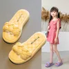 Slipper Summer Kids Girls Sandals Slides Teenagers Girl Sandals tofflor för inomhus utomhus 5 7 8 9 10 12 år 230419