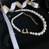 Dammodedesigner Halsband Pärlkedja Choker 18K guldpläterad mässing Koppar C-Letter Hänge Kristall Statement Never Fading Bröllopssmycken B003