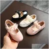 Sneakers Kids Girls Pearl Crystal Princess Shoes Wedding Dress Non Slip Pu Leather Flat Dance for Children 230322 Drop Delivery Baby DH2JE