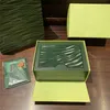 Scatola di orologi in legno verde Swiss Brand Packaging Boxes Visualizza con lavoro con logo e certificato HELE22255R