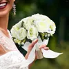 Fleurs décoratives bouquet de roses romantiques avec ruban bowknot mariée tenant une fleur artificielle pour la décoration intérieure
