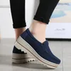 Vestido de plataforma Spring Slip Woman on Flats Sneakers Mulheres Suede Ladies Tenis Mocassins Moccasins Sapatos Casuais