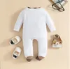 Frühling Herbst Baby Jungen Mädchen Marke Strampler Neugeborenen Babys Cartoon Overalls Mit Lätzchen Schöne Kleinkind Langarm Onesies