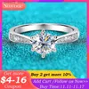 Anéis de casamento Smyoue Real 0.5-3CT Moissanite Anel de Casamento para Mulheres Sterling Silver Round Brilliant Diamond Solitaire Anéis de Noivado Presente Q231120