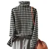 Mężczyzn Bluzy Bluzy Houndstooth Turtleeck Podstawowe miękkie luźne dzianiny Sweter Koreańszy mody z długim rękawem Vintage Skoczki Kobieta pullover 2023 23112