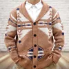 Męskie swetry mężczyźni jesienne zimowe wełniane vintage Graphic Graphic Buttons Kardigan Casual Blazer Coat Kurtka Sweter Mężczyzna