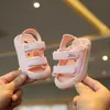 Sandaler Summer Baby Shoes Colorful Korean Style Walking Sandaler Candy Color Soft Soled Boys and Girls Baby Shoes 230420