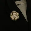 Leuke Camellia Broche Zwart Wit Vrouwen Bloem Broche Pak Revers Pin voor Gift Party Mode-sieraden