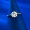 Designerörhängen 1CT Moissanite Diamond Ring 100% Real 925 Sterling Silver Party Wedding Band Rings for Women Bridal Engagement Smycken