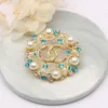 20style Brand Designer Double Letter Brooch Women Pearl Rhinestone Brooches Suit Pin Fashion High Quality Wedding Gift Jewelry Accessories