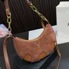 Famoso designer classico LE 5A7 Borsa a tracolla Borsa a tracolla a mezzaluna da donna di marca francese Borsa a tracolla a mezzaluna da donna in vera pelle di qualità 8A Borse da donna Hobo sotto le ascelle