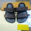 Designer Slipper Slides Sandal Summer Flats Sexiga Real Leather Platform Shoes Ladies Beach Emutifly Stylish Slides 2 remmar med justerade guldspännen Män kvinnor
