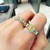 Pierścienie biżuteria t Four Claw Pierścień w kolorze żółtym diamentowym Diamond Para żeńska stalowa stal Precision InLay JT8A