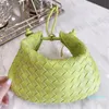 Designer-Turn Bag Lady One 2023 Designer Hand Bags Small Golden Ball Woven Shoulder Fashion Dumplings Cloud Female