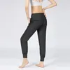 Joggers voor vrouwen LU- 066 Naked Feel Fabric Yoga Lichtgewicht Workout Jogger Pants Travel Casual Outdoor Running Athletic Track Wandelbroek met twee zakken zakken