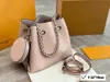 Bella totes cüzdan kova çantası mahina buzağı deri delikli monogramlar desen sapı çanta kadınları moda vintage crossbody omuz çantası kadınlar alışveriş sırt çantası