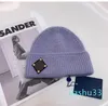 Piccolo cappello lavorato a maglia abbigliamento da donna moda uomo caramelle porno coppia autunno e inverno caldo lettera in pelle diamante