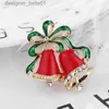 Pins Broschen Luxus Exquisite Weihnachtsbrosche Schneemann Weihnachtsmann Stiefelgirlande Modeschmuck Geschenk Weihnachtsdekoration BroschenL231120