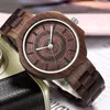 Armbandsur Walnut Wood Oregelbundet Watch Case Women Quartz armbandsur fullt träklocka Tryckknapp dold lås Natural Timepiece