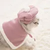 犬のアパレルピンクのベレー帽とケープスーツペット猫服クリスマスイースター装備快適な生地かわいい