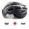 Casques de vélo Wildside Ultralight Casque de sécurité pour vélo en plein air Casque de feu arrière de vélo Amovible Visière à 4 lentilles Casque de vélo de route de montagne P230419