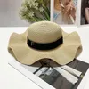 Diseñador para mujer Sombrero de paja con volantes Gorra plana Moda Caballero Gorras Higt Calidad Hombres Mujeres Sombreros para el sol 12 estilos