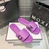 2023 novo designer chinelos femininos chinelos de moda luxo floral chinelos de couro de borracha sandálias planas chinelos de verão