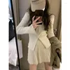 Robes de travail V-cou tricots ensemble automne mode coréenne Conjuntos Para Vestir Slim Cardigan taille haute jupe plissée deux pièces pour les femmes