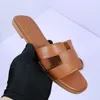 Sandały Designer Sandals Sandals Multi kolor Klasyczne wzory i kolory szalona wypoczynek W pomieszczenia kompletny zestaw slajdów ACSsories 5FII