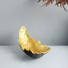 Plates Modern Simple Resin Gold An Artistic Fruit Plate Decoration Home Creative Eggshell Shape Coffee Table Tabletop Model Houses