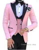 Costumes pour hommes Mode Hommes Big Peaked Revers 3 pièces Ensemble Rose Rouge Bleu Blanc Noir Mariage Marié Qualité Jacquard Banquet Tuxedo