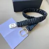 Ceinture de luxe de luxe avec boucle en diamants dorés pour femmes, ceintures en cuir véritable pour femmes, force élastique, largeur de la taille 3,0 cm, noir et blanc, 2 couleurs en option avec boîte