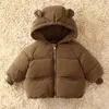 Jassen 2023 Babyjas Winter verdikte dons Meisjes Jongens Pluche Warme Bovenkleding Kinder Effen Katoenen Parka's Met Capuchon Sneeuwpak 231118