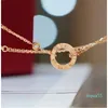 Desginer Love Series Colar 925 prata esterlina banhado a 18k diamante bolo redondo colar pingente clavícula corrente