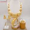 Серьги ожерелья устанавливают моду изысканный бразильский золотой цвет