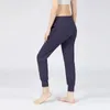 Joggers voor vrouwen LU- 066 Naked Feel Fabric Yoga Lichtgewicht Workout Jogger Pants Travel Casual Outdoor Running Athletic Track Wandelbroek met twee zakken zakken