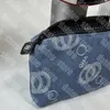 Bolsa de maquiagem designer denim azul bolsa de lavagem moda cosméticos zíper casos femininos sacos de maquiagem bolsas de higiene pessoal