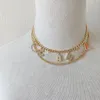 18K Guldpläterad Mässing Koppar Halsband Mode Kvinnor Letter Designer Choker Hänge Kedja Kristallimitation Pärla Bröllop Smycken Tillbehör B283