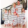 家族を一致する衣装大人の子供の家の服トップ+漫画パンツスリープウェアベビーナイトウェアクリスマス服パジャマプリントセット231118
