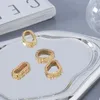 Pierścienie klastra Amaiyllis 18K Gold Light Luksusowy luksusowy łańcuch Blade Pierścień Mody Trend Trend Para biżuteria palca